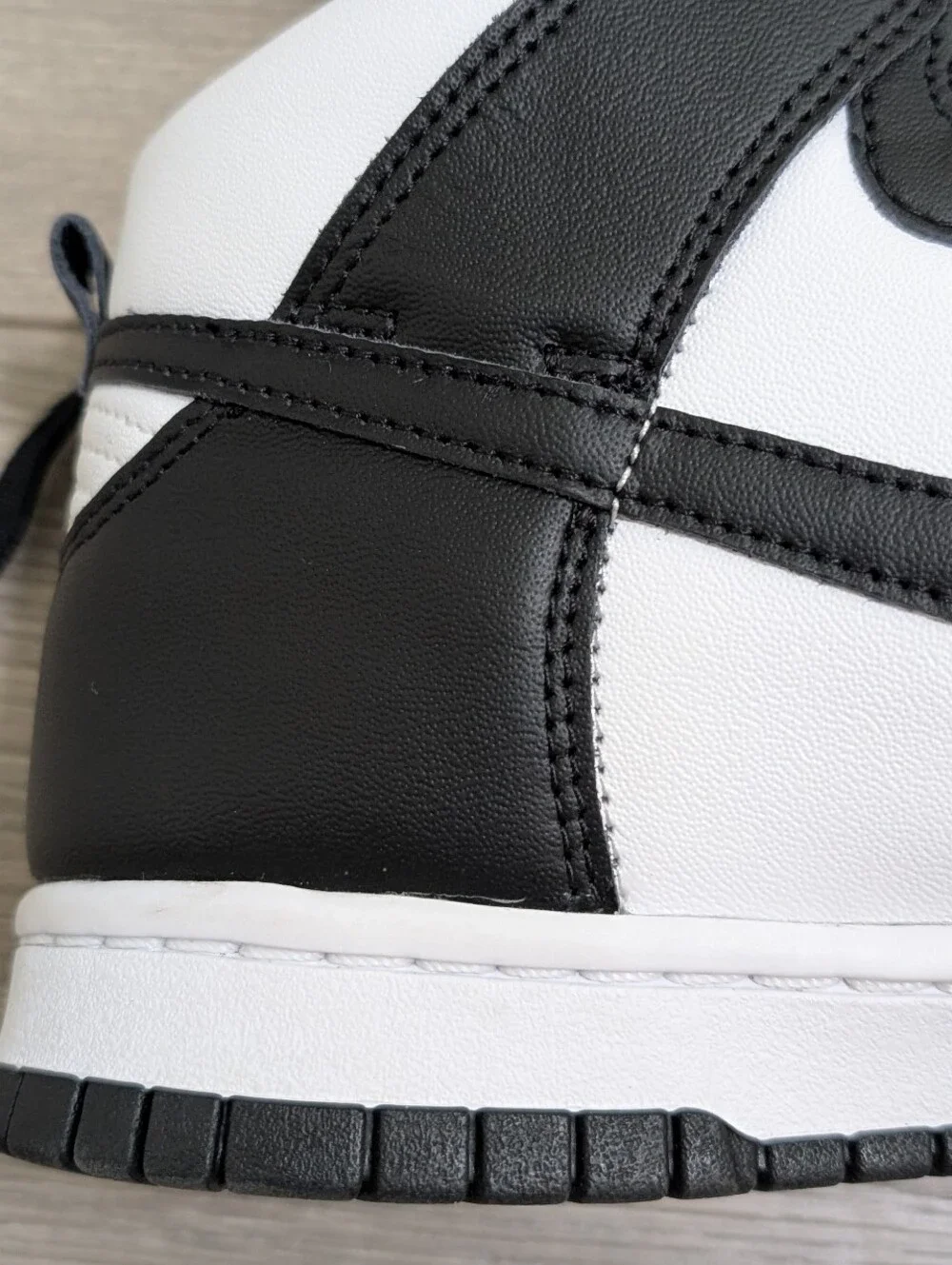 Nike Dunk High-Top Retro Panda Black White Sneakers Women's Size 7• DD1869-103🐼